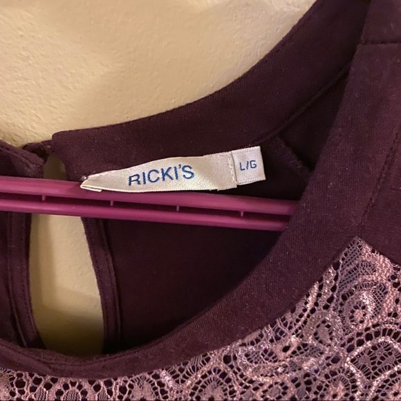 Ricki's Burgundy Lace Peplum Top - Picture 3 of 5